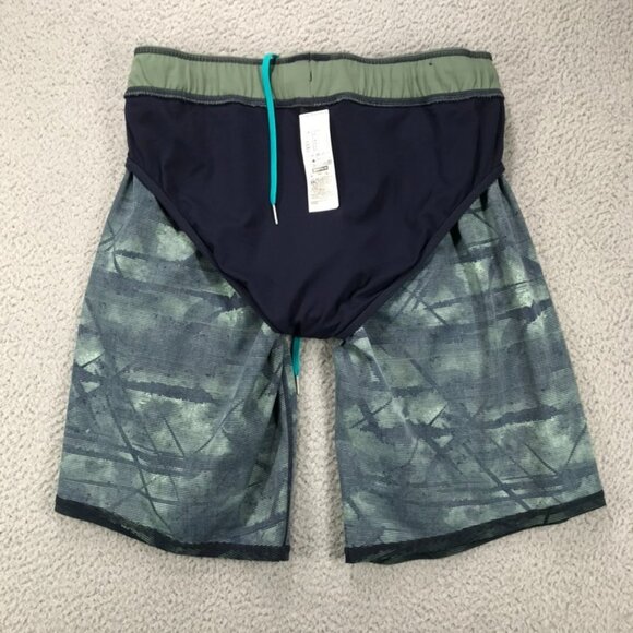 DECATHLON Nabaiji Shorts Mens Size LARGE Green Print 10" Inseam Swim Trunks - Picture 4 of 15